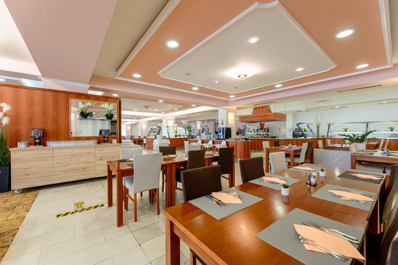 Villa Tamaris - Hotel Resort Drazica كرك المظهر الخارجي الصورة