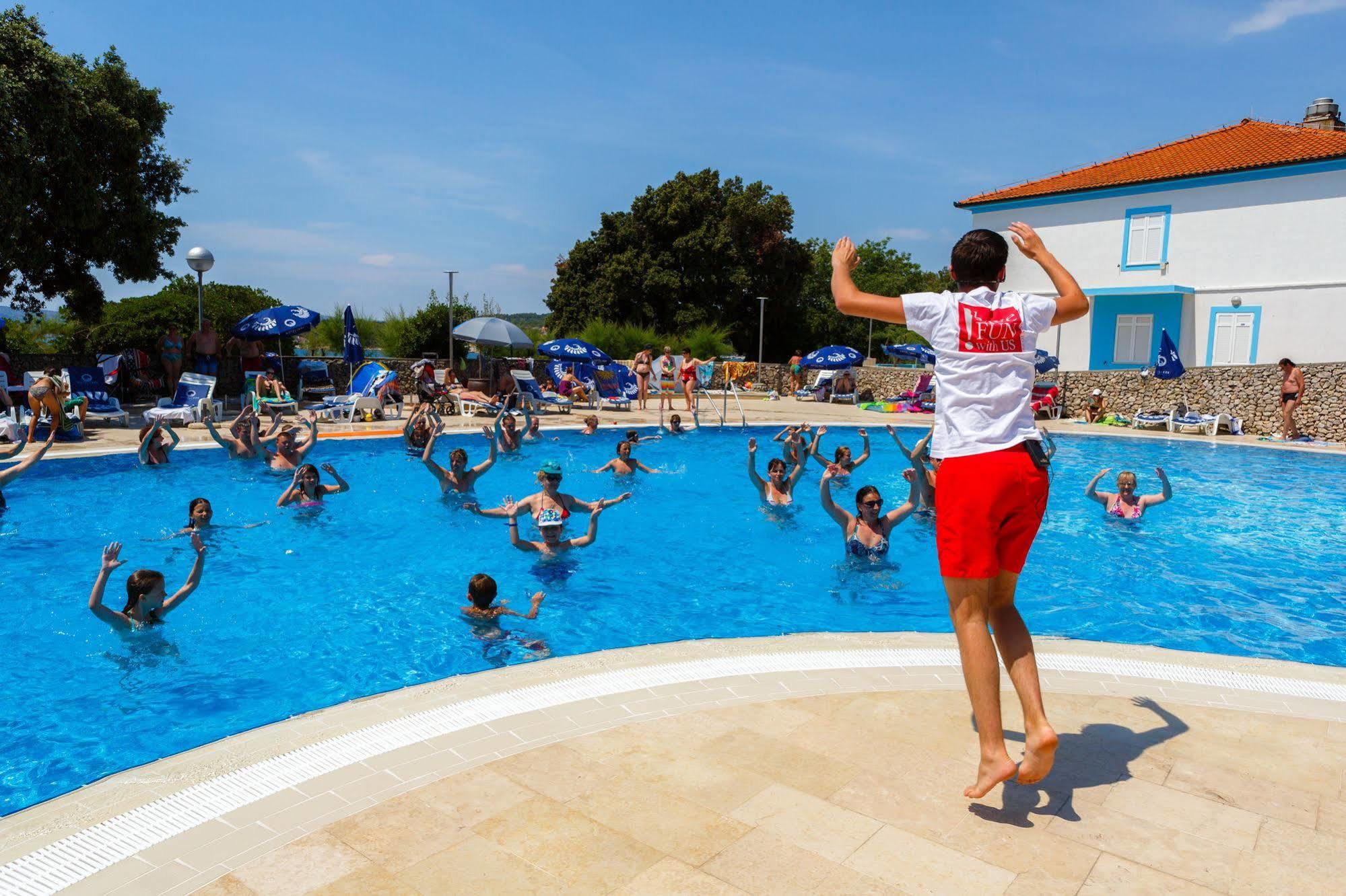 Villa Tamaris - Hotel Resort Drazica كرك المظهر الخارجي الصورة